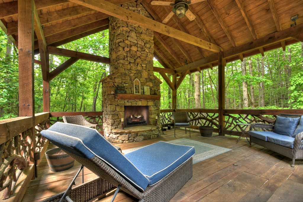 187 Lookiba Lane