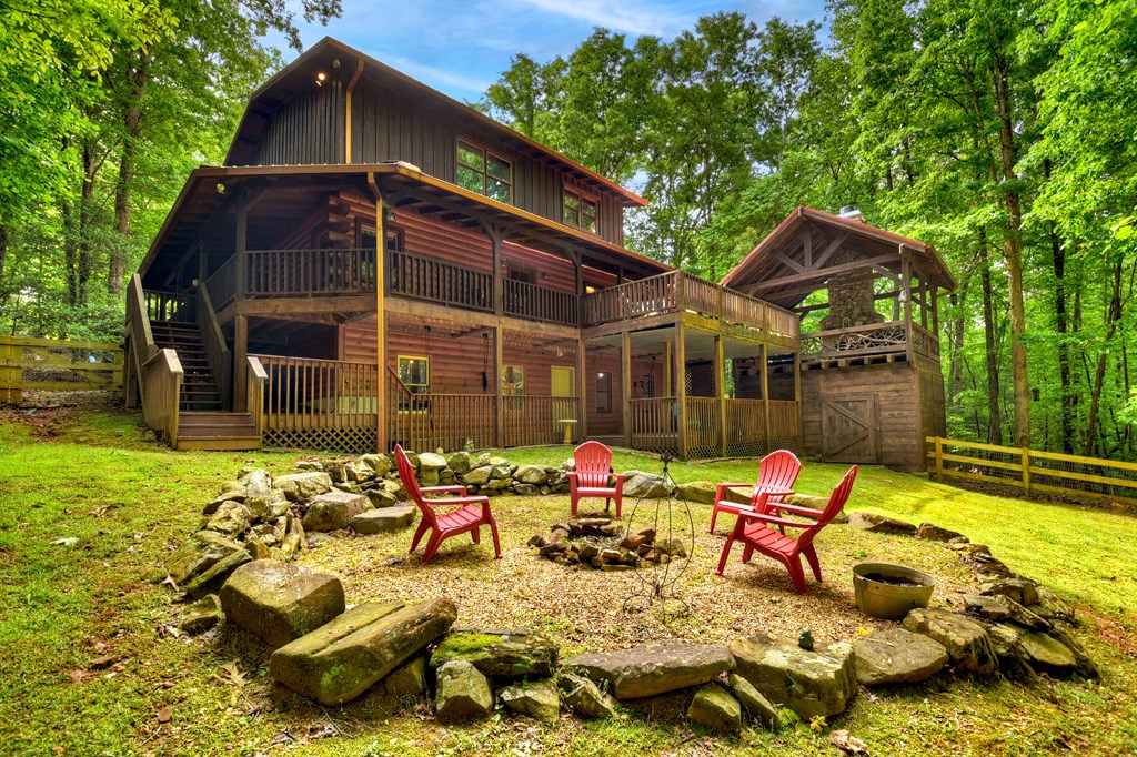 187 Lookiba Lane