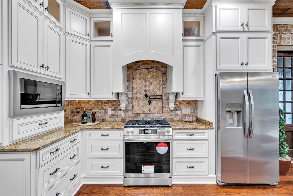 318 Stoney Hollow