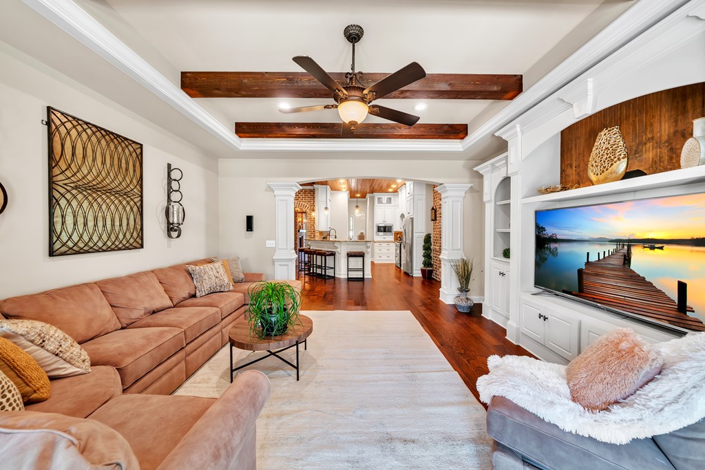 318 Stoney Hollow