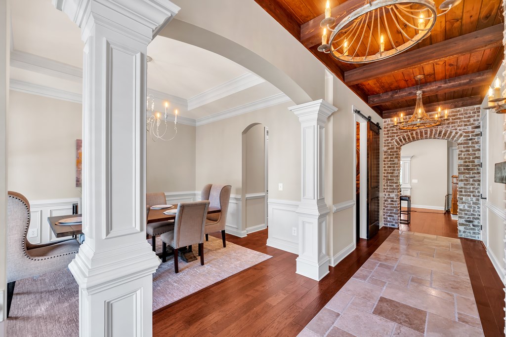 318 Stoney Hollow