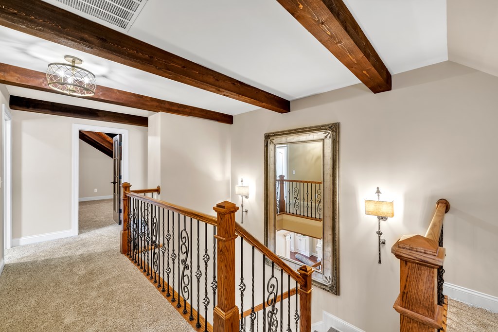 318 Stoney Hollow