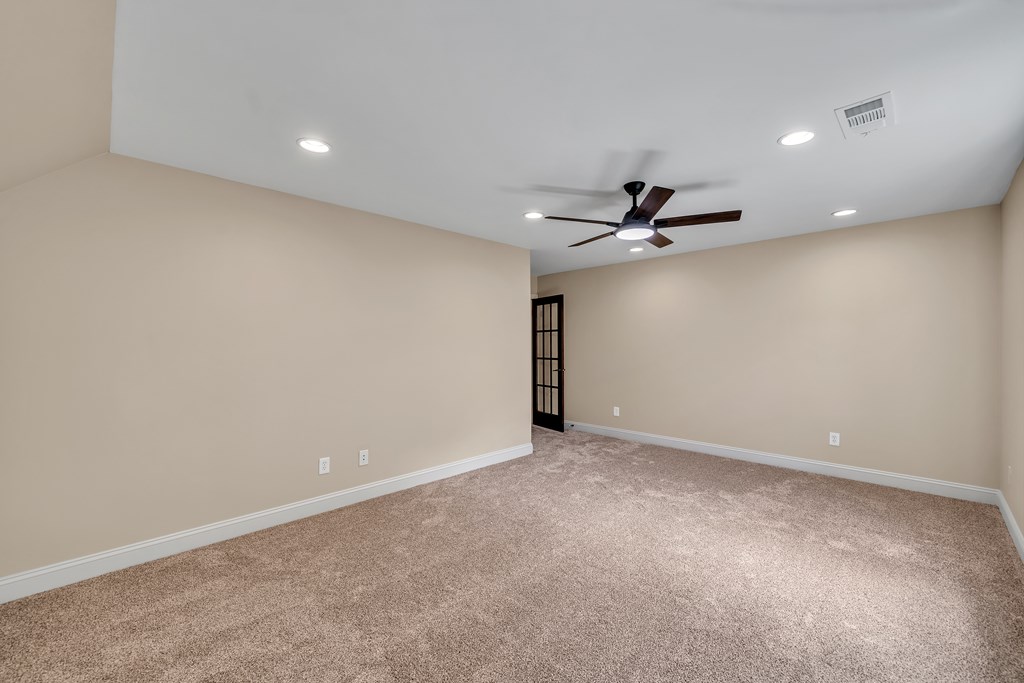 318 Stoney Hollow