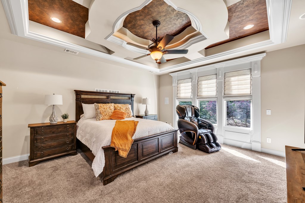 318 Stoney Hollow