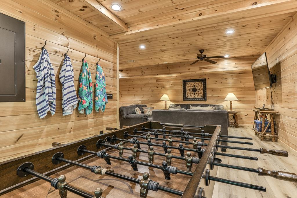 129 W Park Court