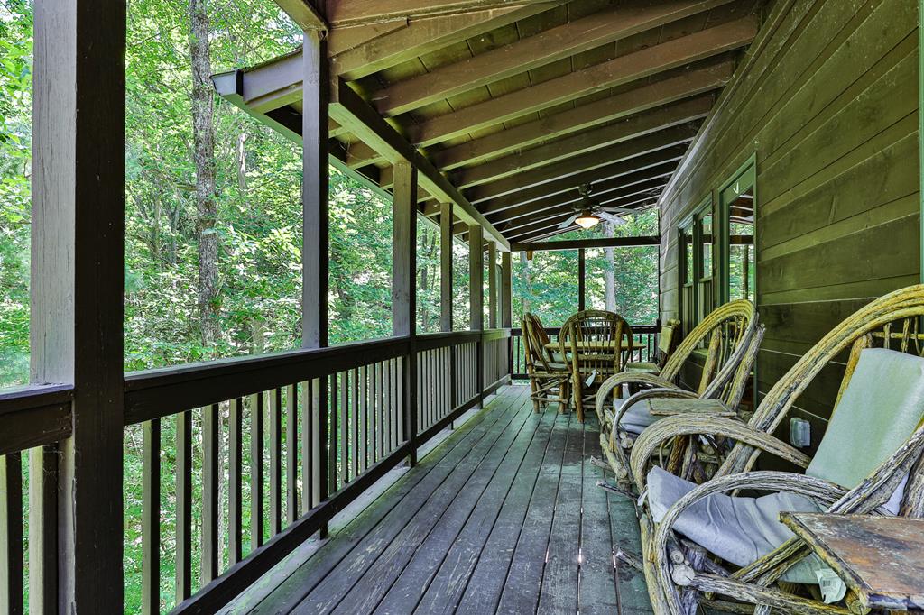 129 W Park Court