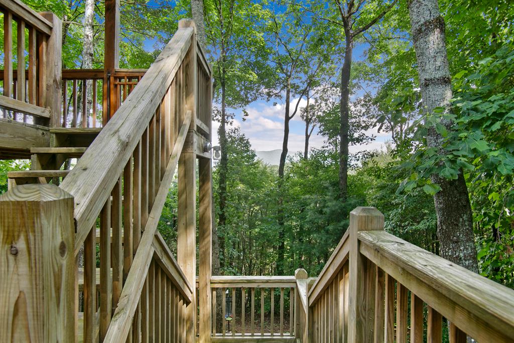 16 Dustin Drive