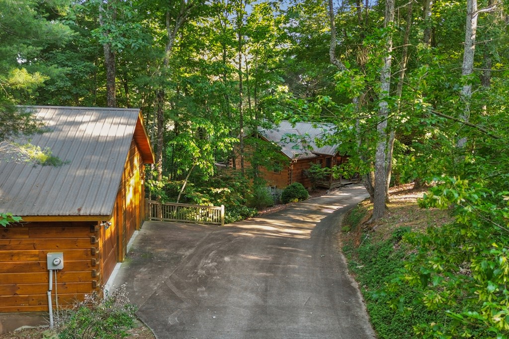 16 Dustin Drive