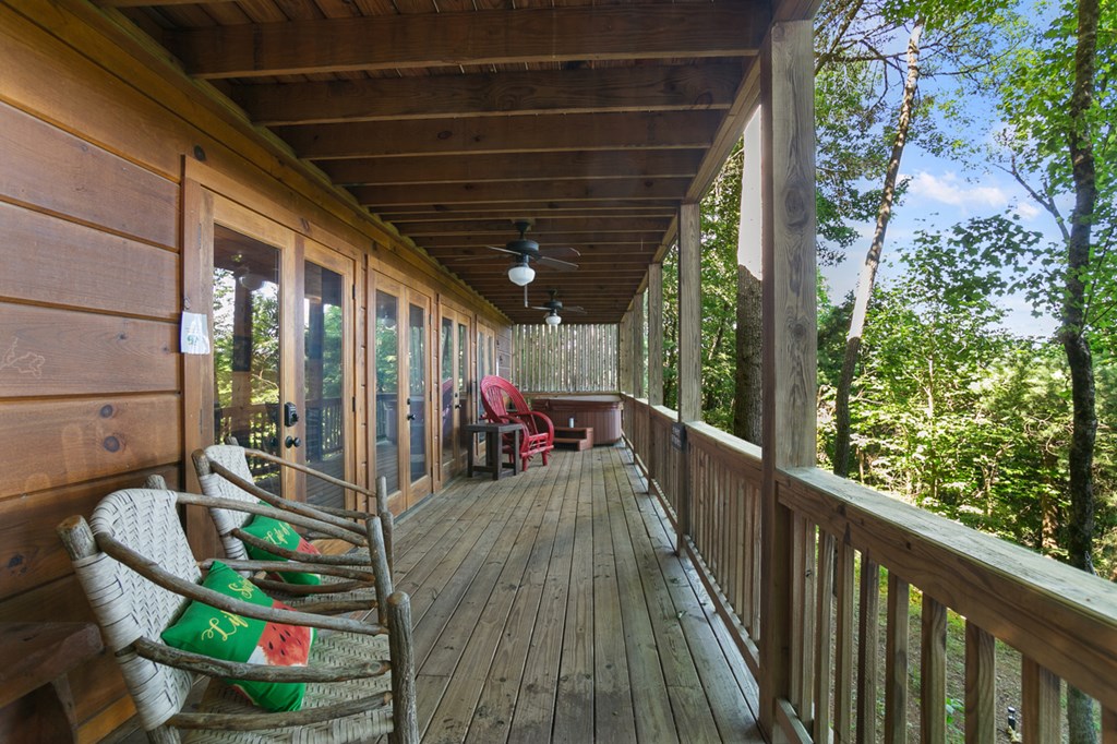 16 Dustin Drive