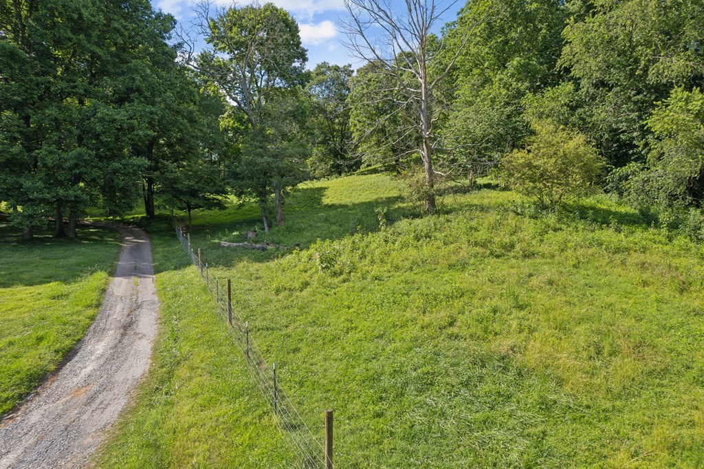 907 Northcut Road