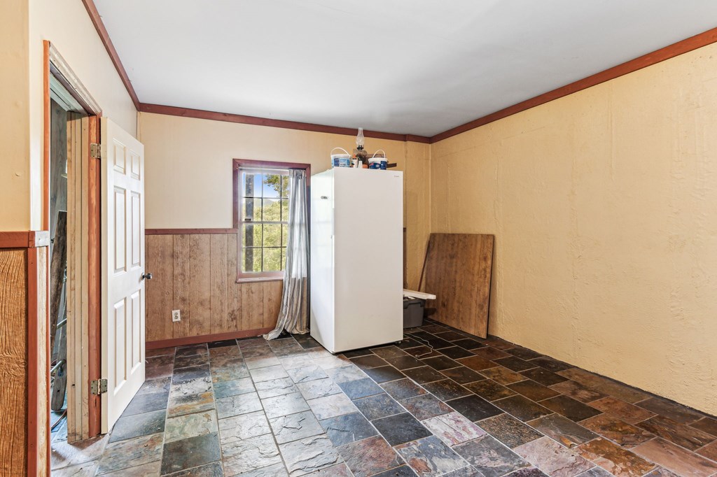 907 Northcut Road