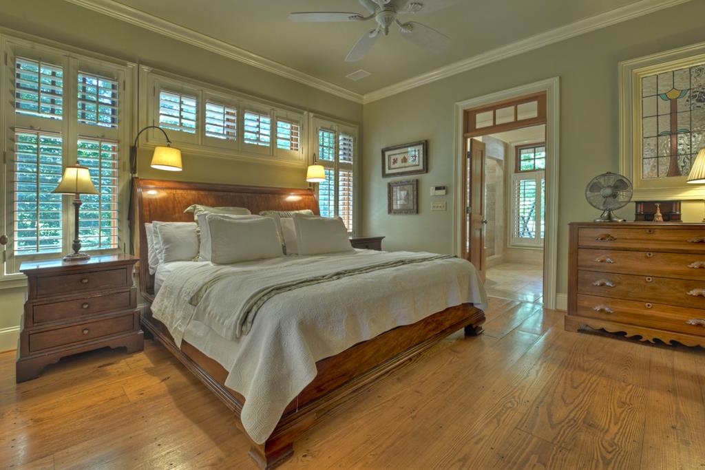 100 Waterview Drive
