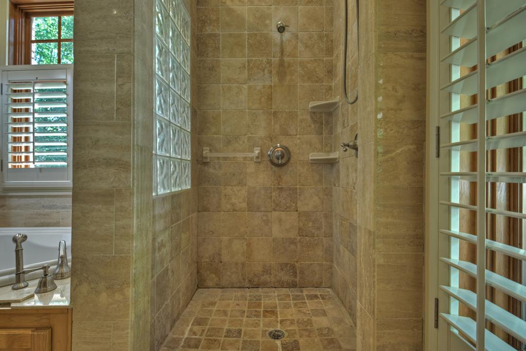100 Waterview Drive