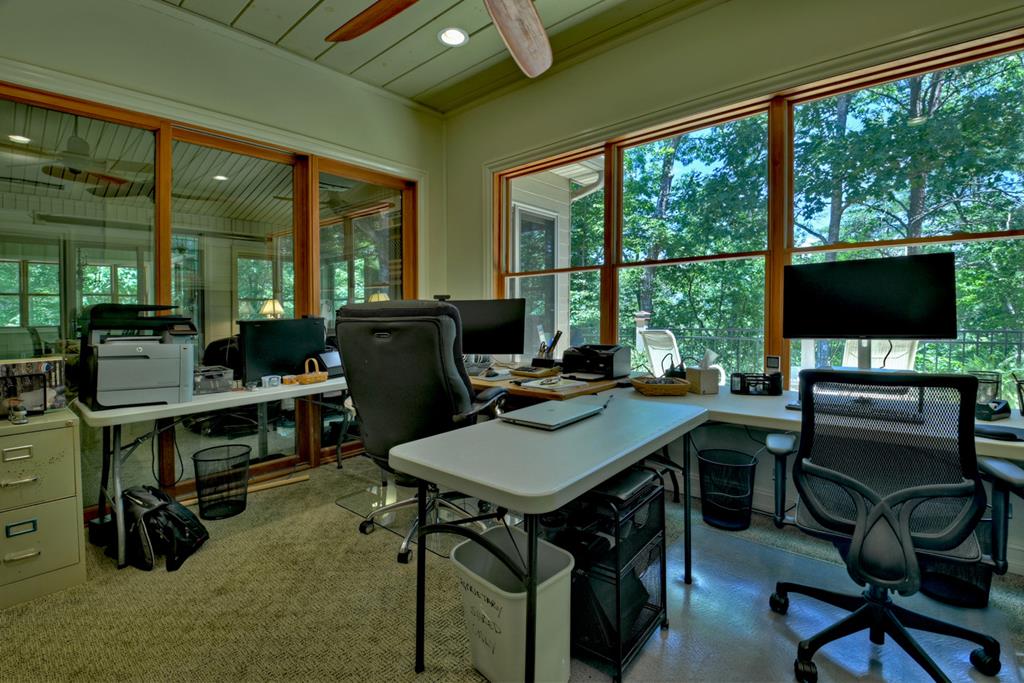100 Waterview Drive