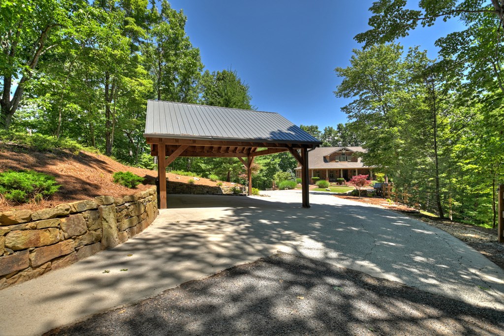 100 Waterview Drive