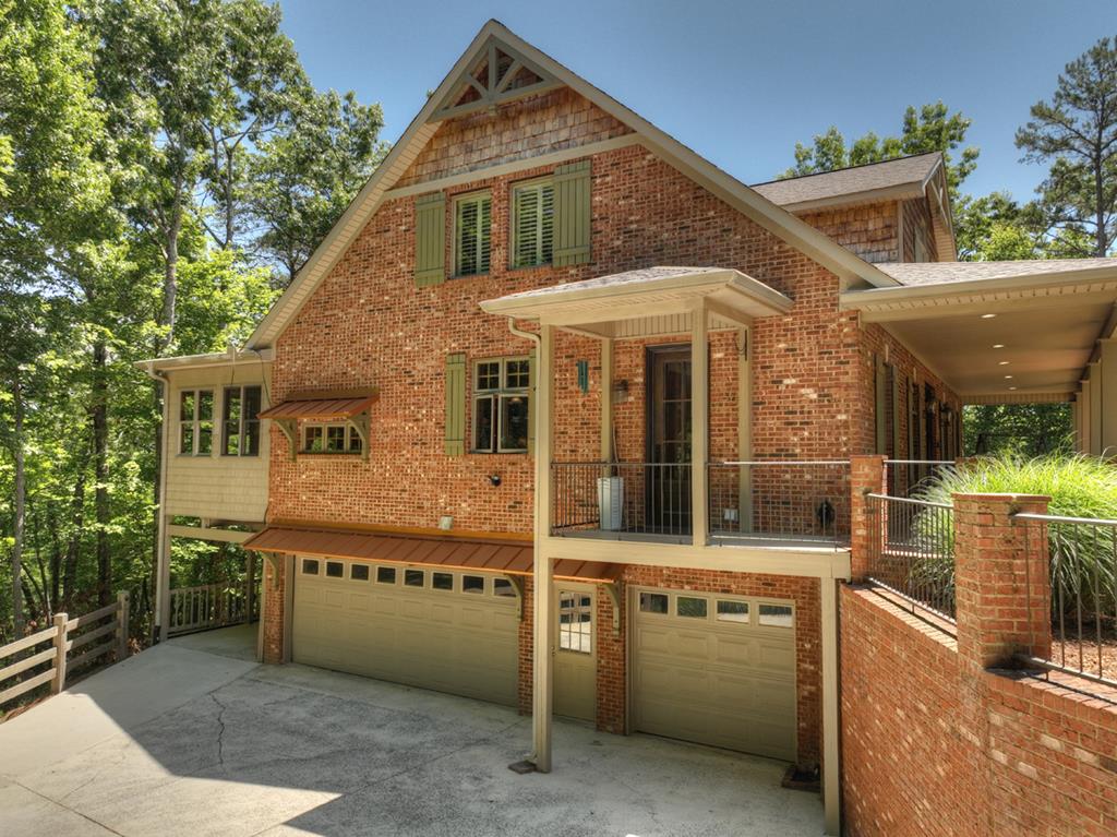100 Waterview Drive
