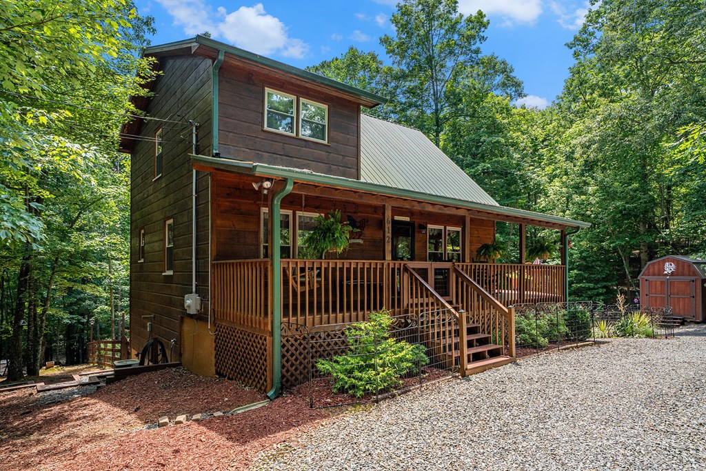 612 Medina Ct