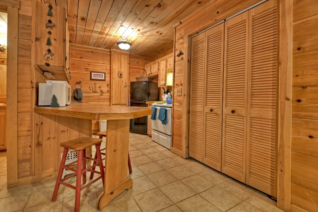 119 Farmstead Rd