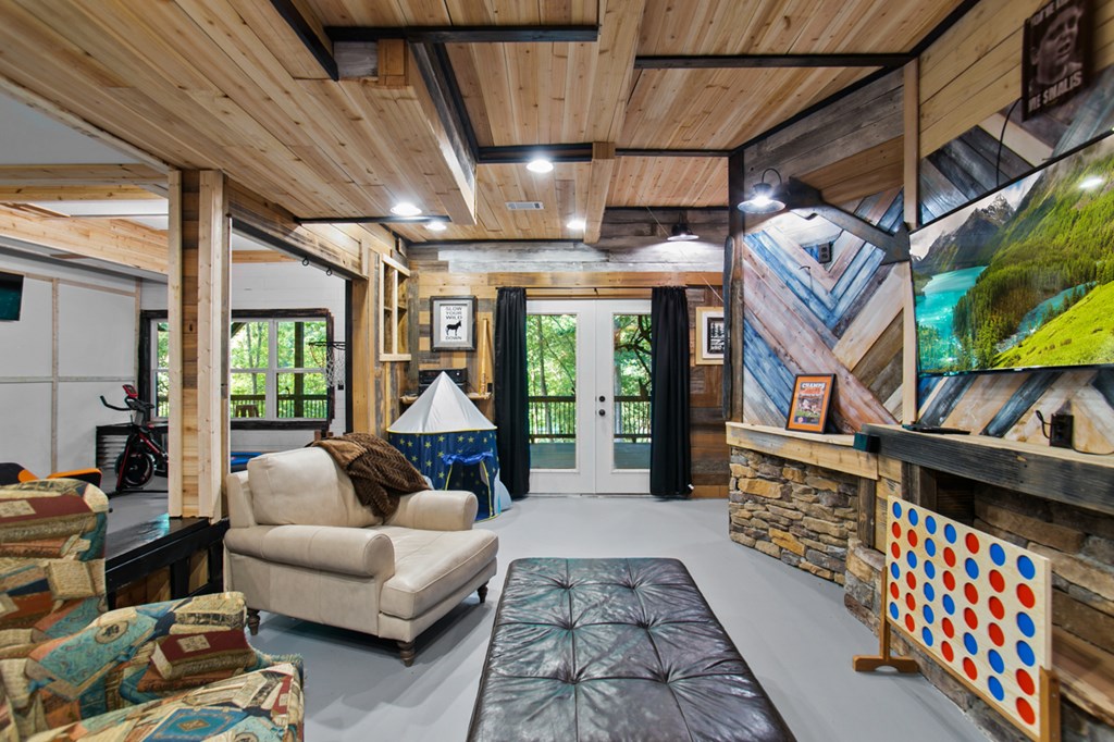 252 Armor Court
