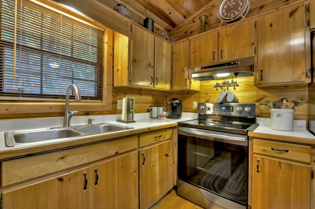 17 Chapman Lake Trail
