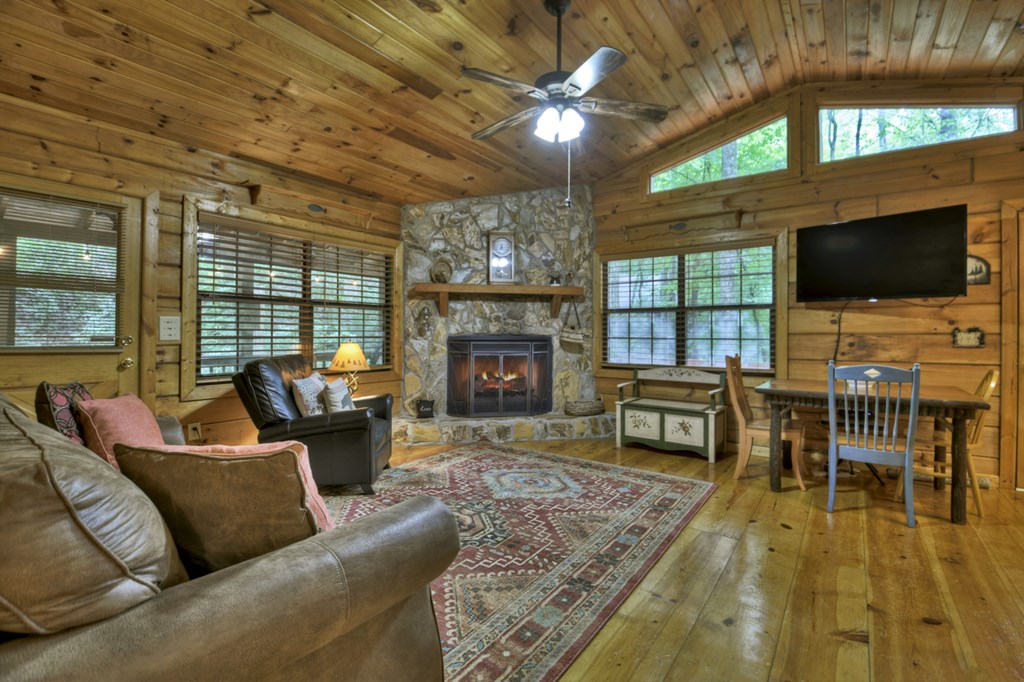 17 Chapman Lake Trail