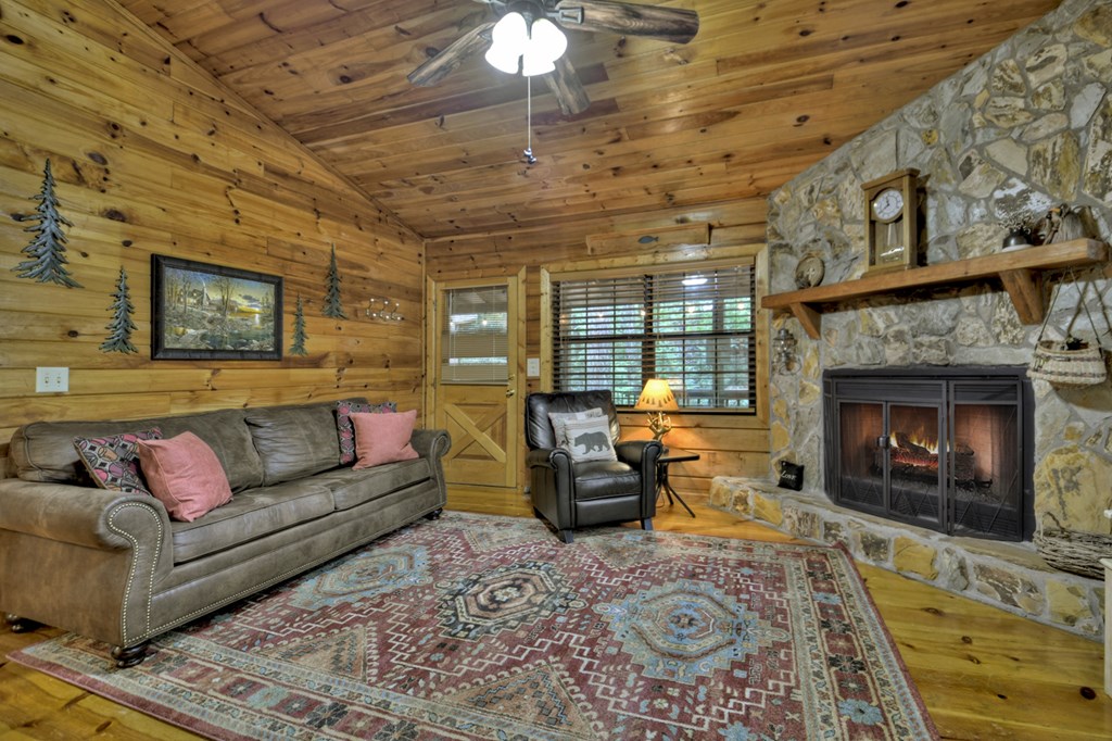 17 Chapman Lake Trail