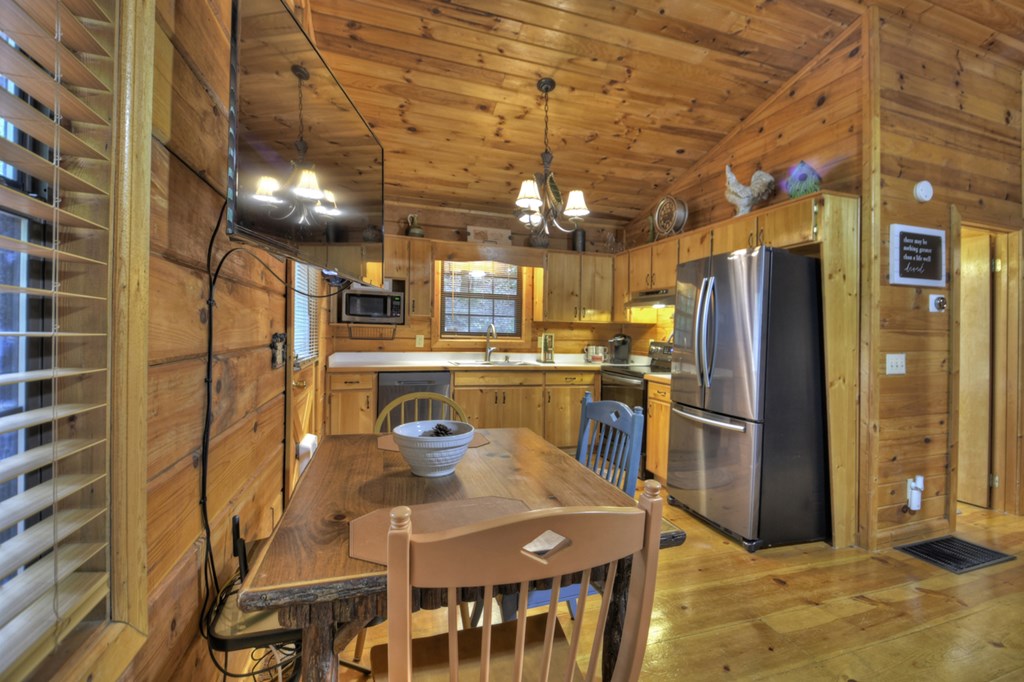 17 Chapman Lake Trail