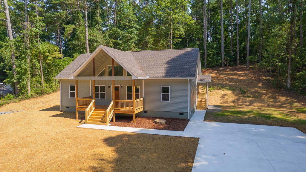 18 Tilly Mill Road