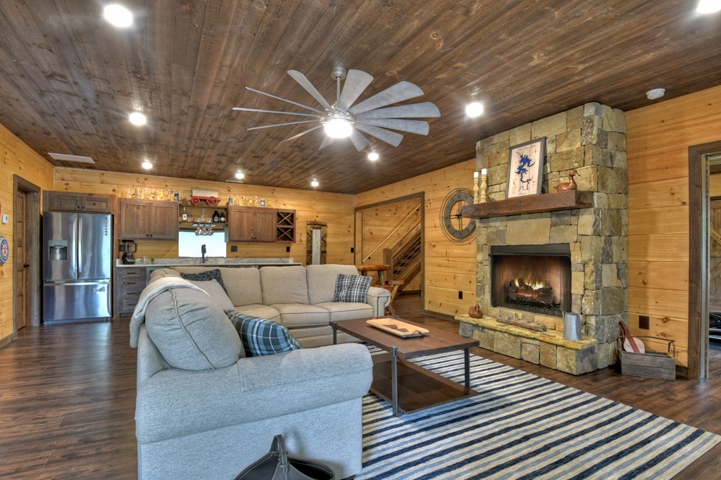 284 Quail Ridge Road