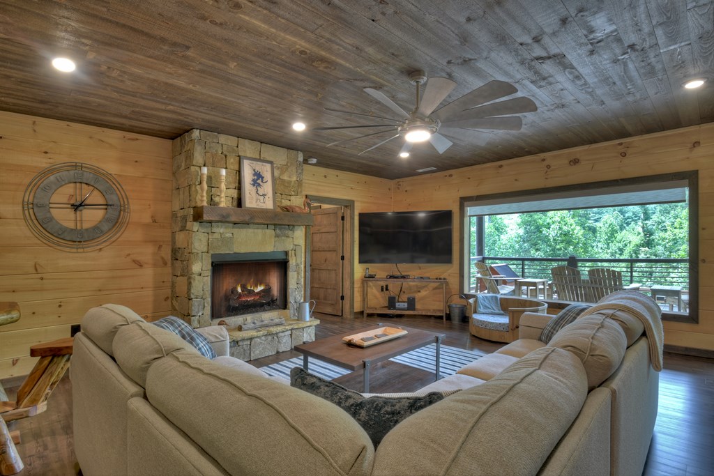 284 Quail Ridge Road