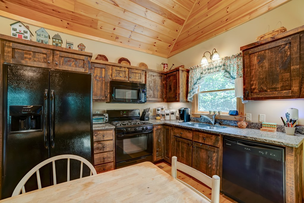 561 Wilderness View