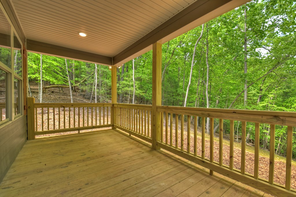 317 Acadia Dr