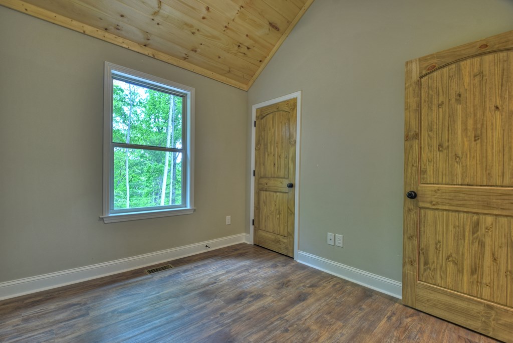 317 Acadia Dr