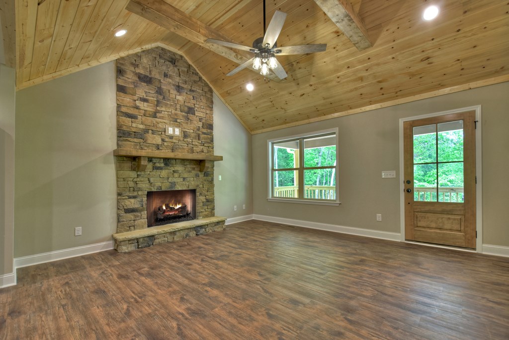 317 Acadia Dr