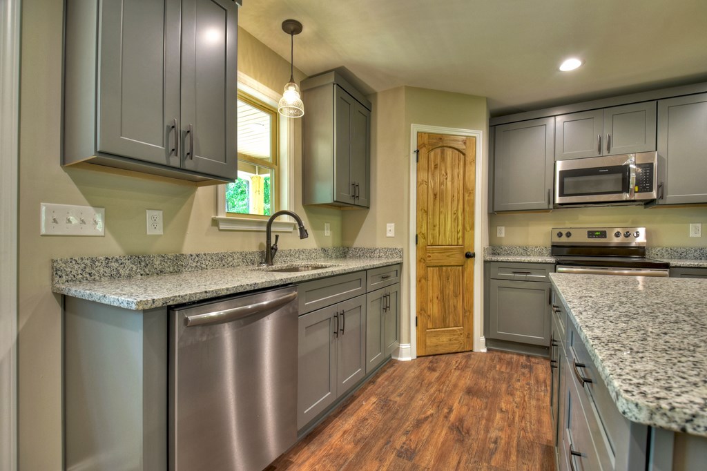 317 Acadia Dr