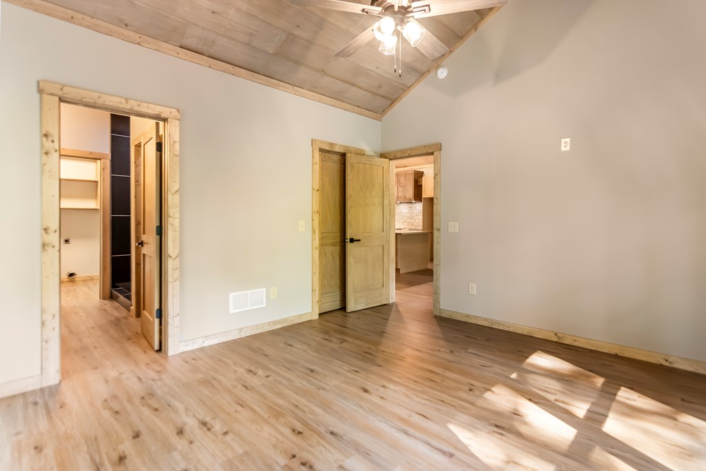 173 Agora Lane