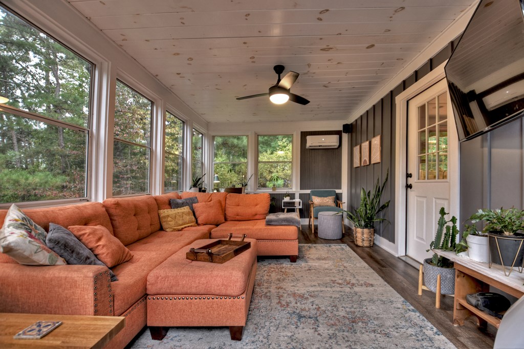 636 Othello Drive
