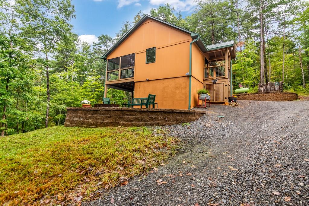 241 Mary Way