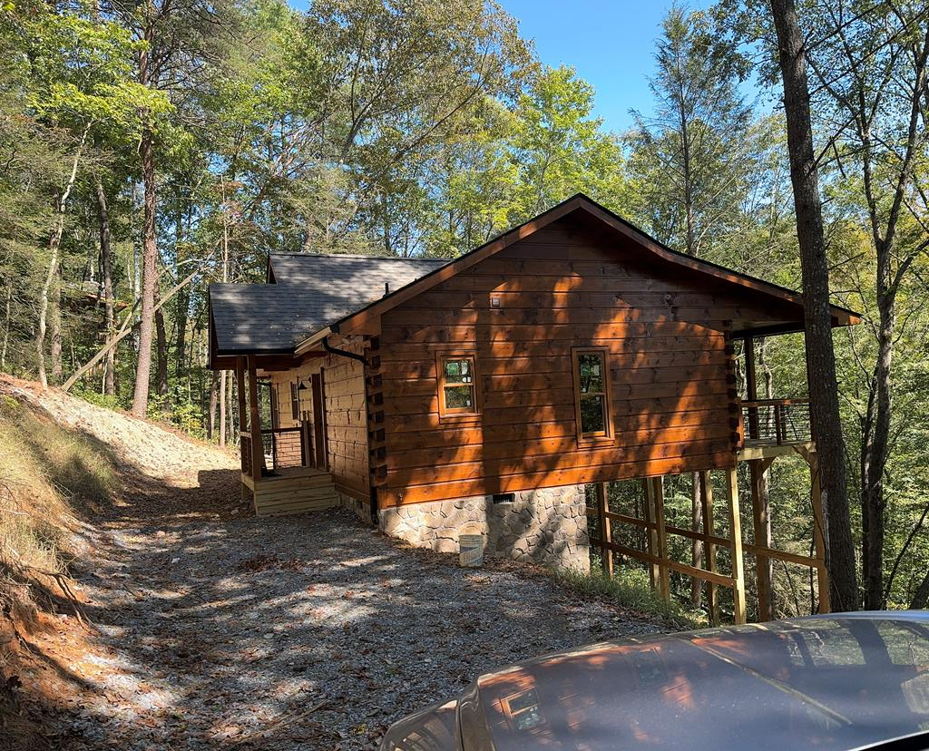 305 Jones Creek Road