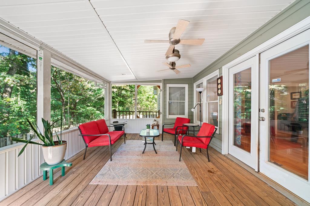 52 Lafayette Drive