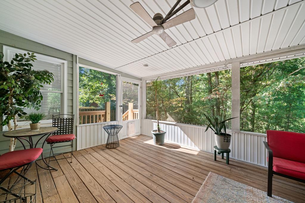 52 Lafayette Drive