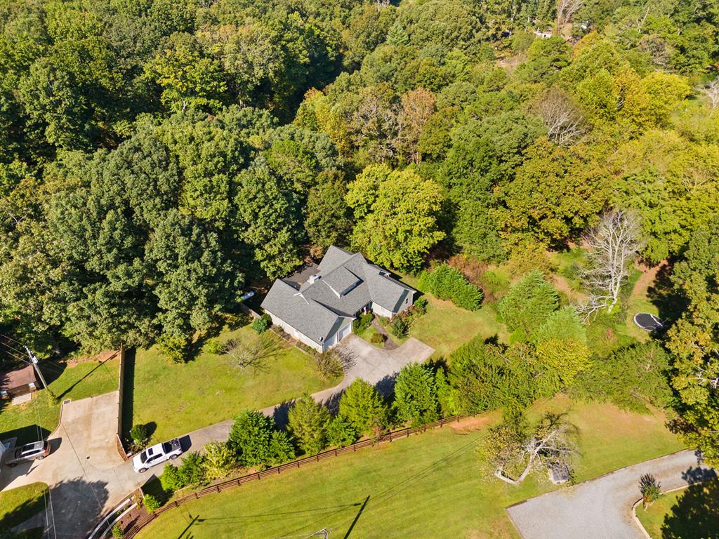52 Lafayette Drive
