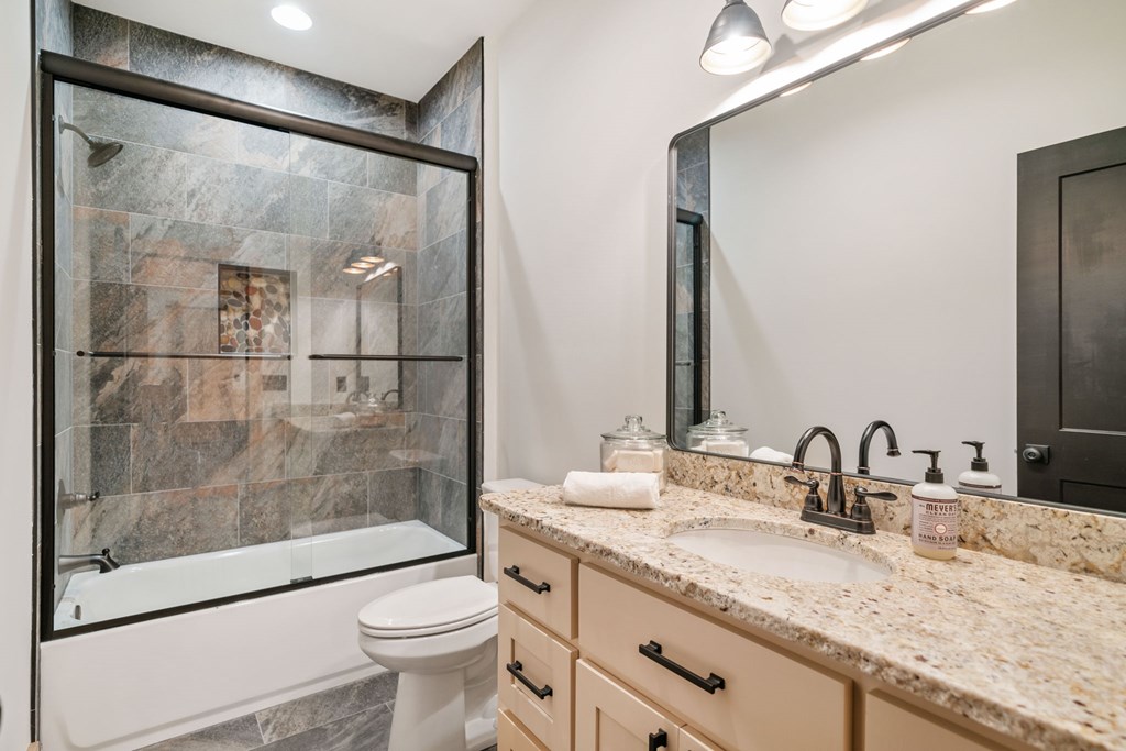 920 Beaver Lake Drive