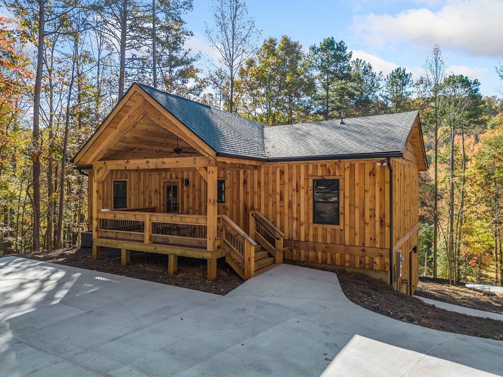 920 Beaver Lake Drive