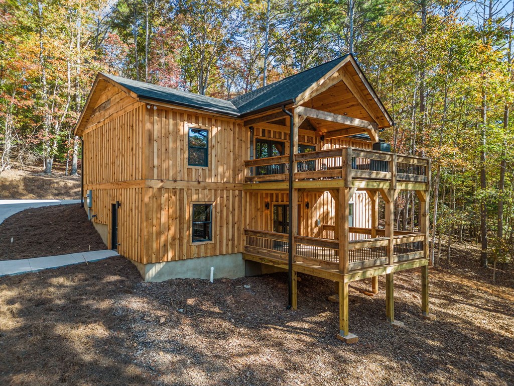 920 Beaver Lake Drive