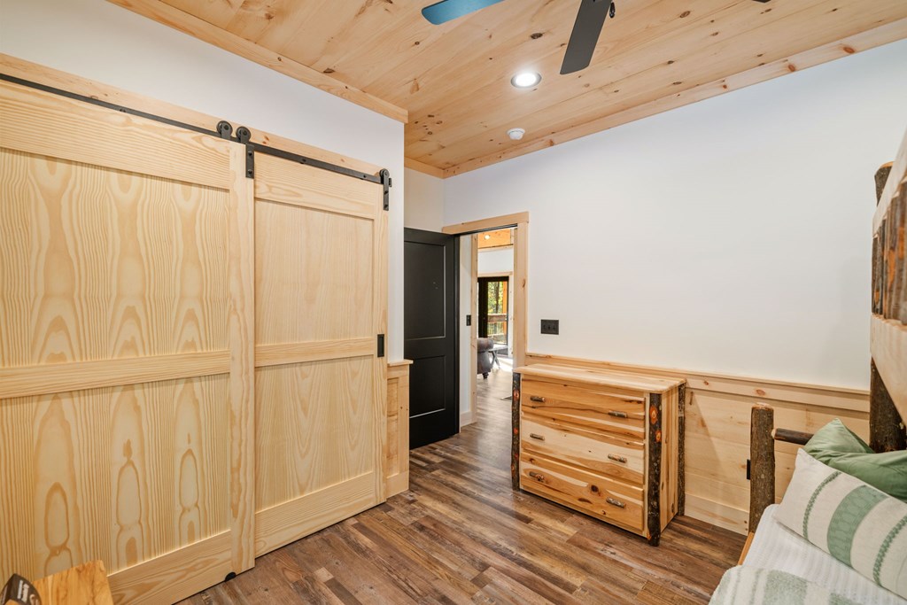 920 Beaver Lake Drive