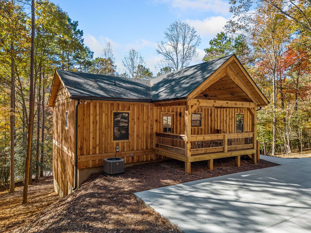 920 Beaver Lake Drive