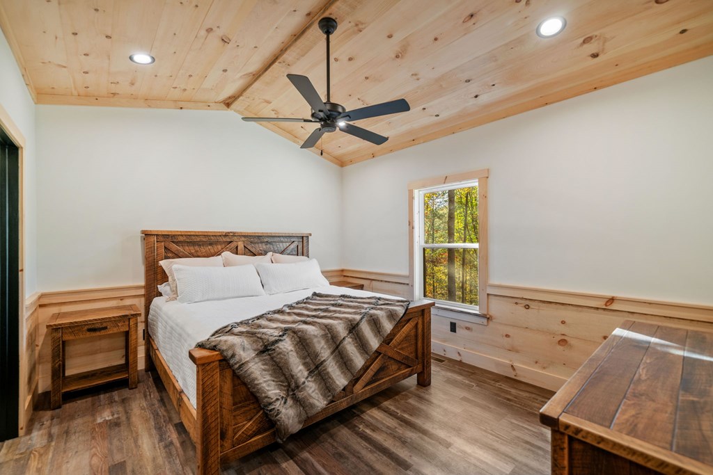 920 Beaver Lake Drive