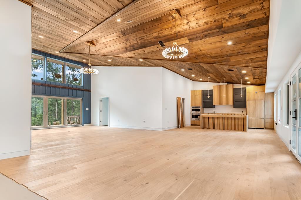 1713 Old Northcutt Road