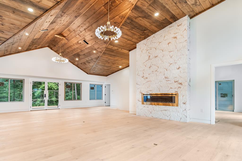 1713 Old Northcutt Road